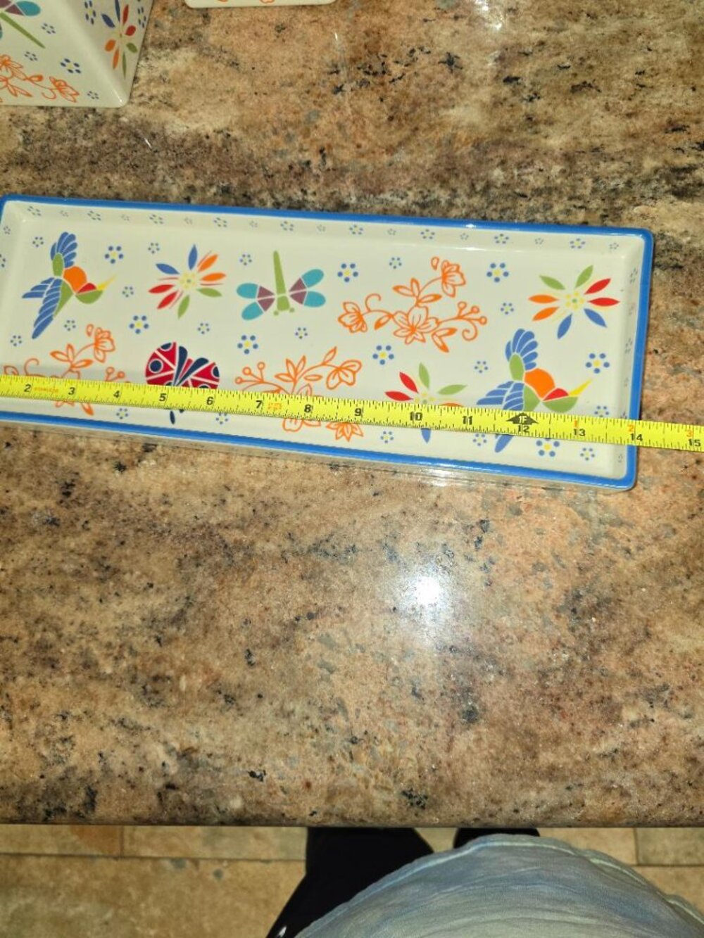 Temp-tations by Tara 4-Piece Set Includes 3 Planters and Tray EUC - Picture 4 of 8